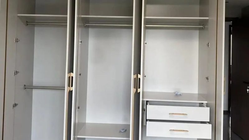 在选购定制橱柜时，以下技巧可帮助您慧眼识珠：